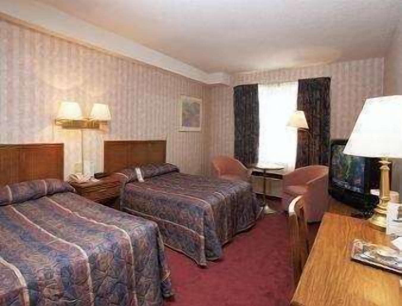 Travelodge By Wyndham Niagara Falls Lundys Lane Quarto foto